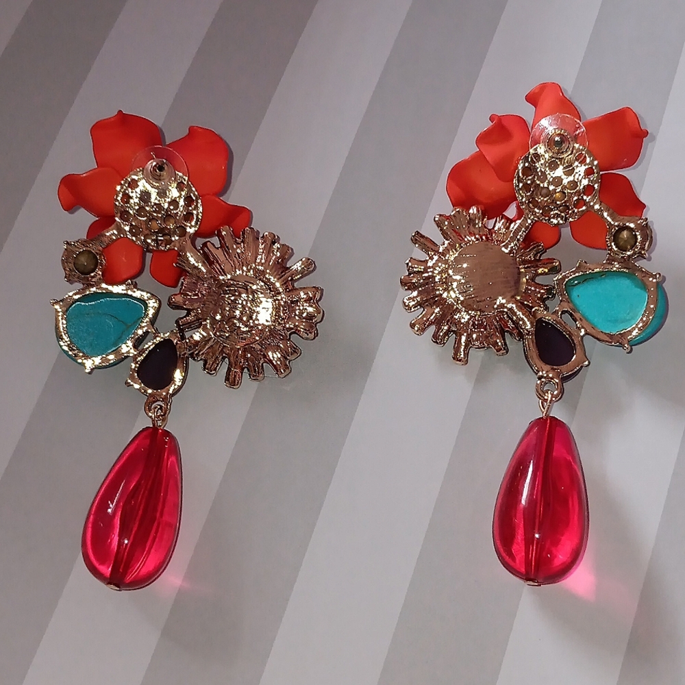 🧡HP! Eye-Catching Floral Crystal Embellished Teardrop Dangle Earrings New! - Picture 4 of 5